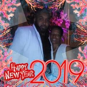 Meet your Posher, Corey